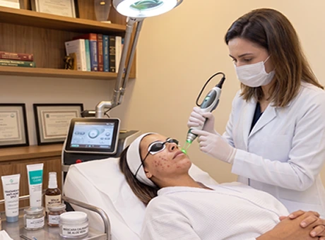 Conheça nosso Serviço Tratamento de Acne - Dra Tatiana Negrete - Estética Médica e Tricologia em São Paulo